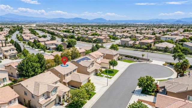 18265 Damiana, San Bernardino, CA 92407