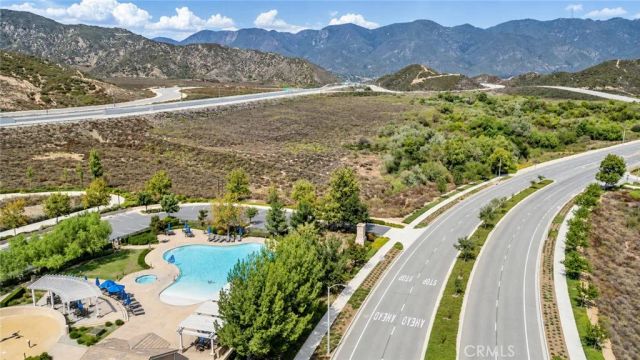 18265 Damiana, San Bernardino, CA 92407
