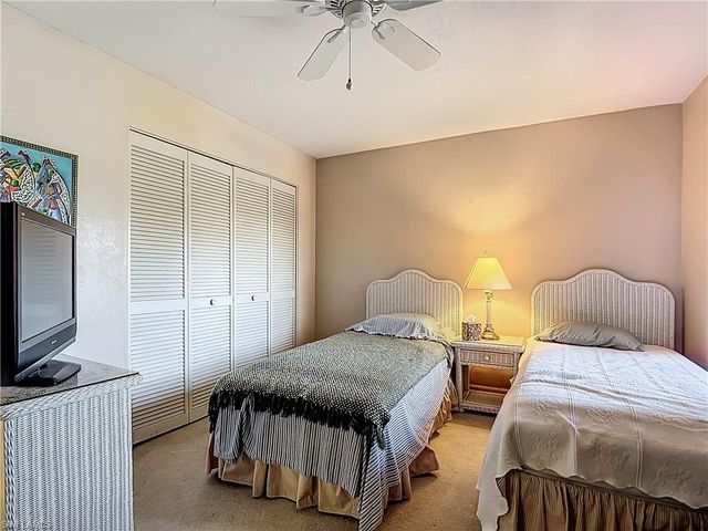 2067 W Lakeview BLVD # 9, North Fort Myers, FL 33903