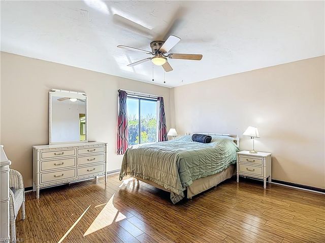 2067 W Lakeview BLVD # 9, North Fort Myers, FL 33903