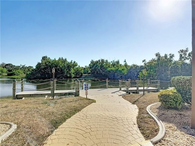 2067 W Lakeview BLVD # 9, North Fort Myers, FL 33903