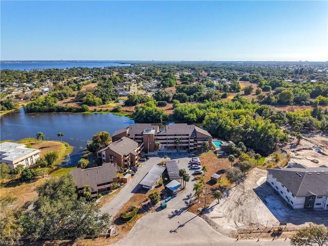 2067 W Lakeview BLVD # 9, North Fort Myers, FL 33903