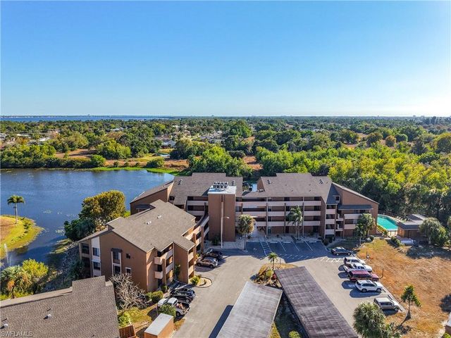 2067 W Lakeview BLVD # 9, North Fort Myers, FL 33903