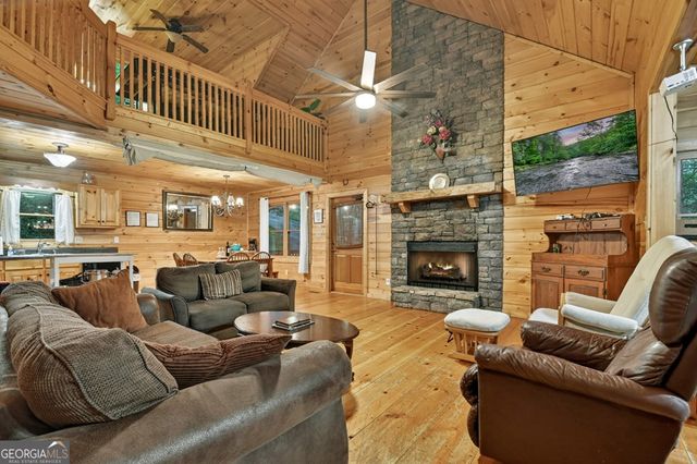 550 Hillsdale Drive, Ellijay, GA 30540
