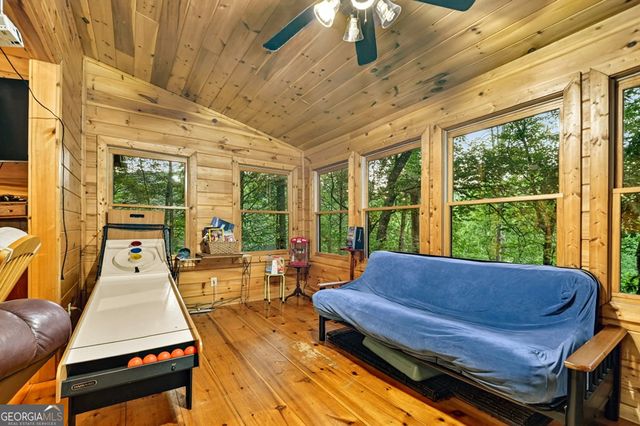 550 Hillsdale Drive, Ellijay, GA 30540