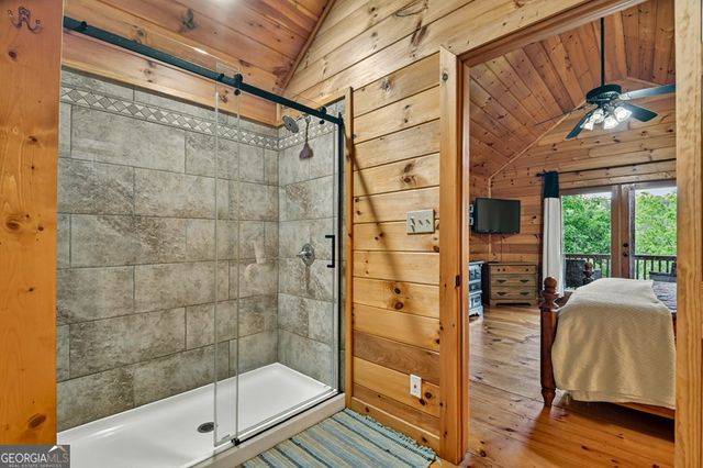 550 Hillsdale Drive, Ellijay, GA 30540