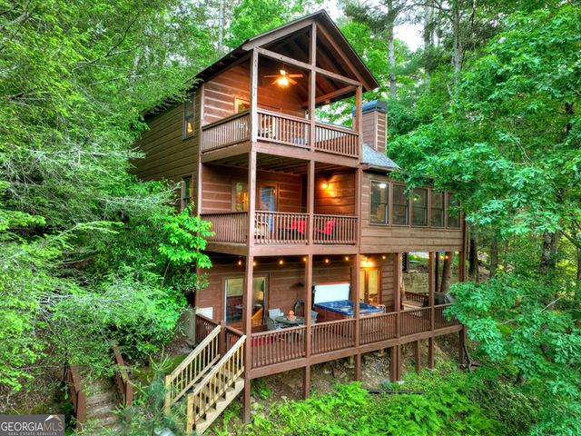 550 Hillsdale Drive, Ellijay, GA 30540