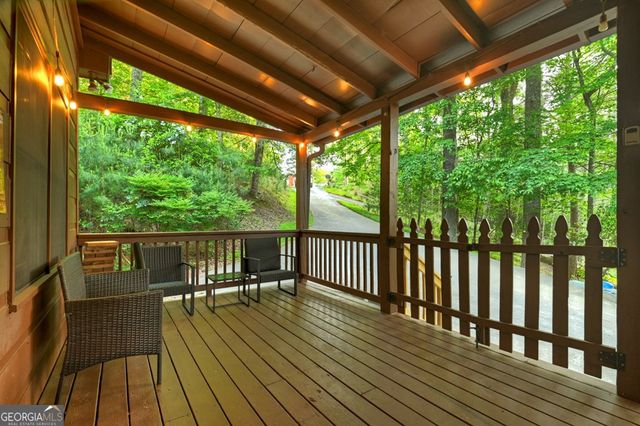 550 Hillsdale Drive, Ellijay, GA 30540