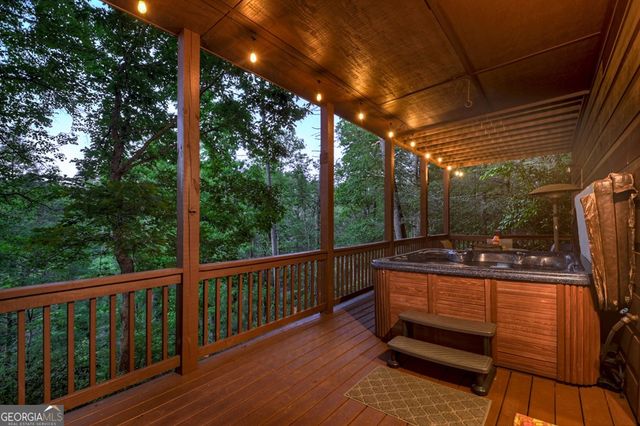 550 Hillsdale Drive, Ellijay, GA 30540