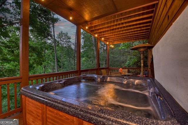 550 Hillsdale Drive, Ellijay, GA 30540