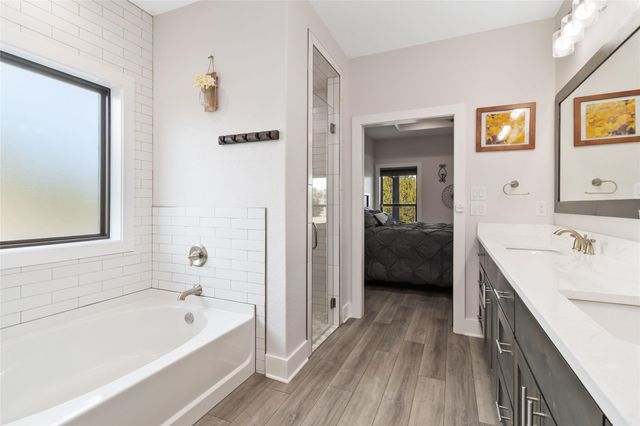 310 Lets Roll DR, Fischer, TX 78623