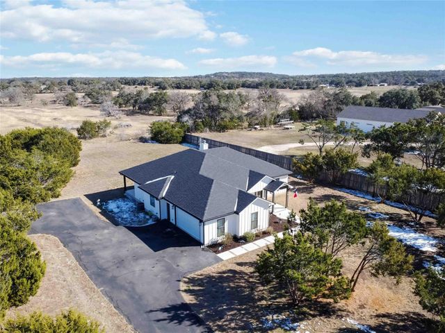 310 Lets Roll DR, Fischer, TX 78623