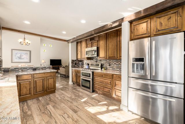 38065 N CAVE CREEK Road 6, Cave Creek, AZ 85331