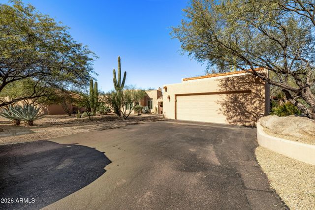 38065 N CAVE CREEK Road 6, Cave Creek, AZ 85331