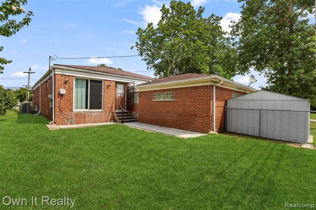26321 Midway Street, Dearborn Heights, MI 48127