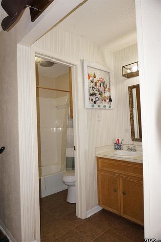 10808 Jeanell Dr, Kemp, TX 75143