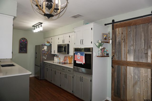 10808 Jeanell Dr, Kemp, TX 75143