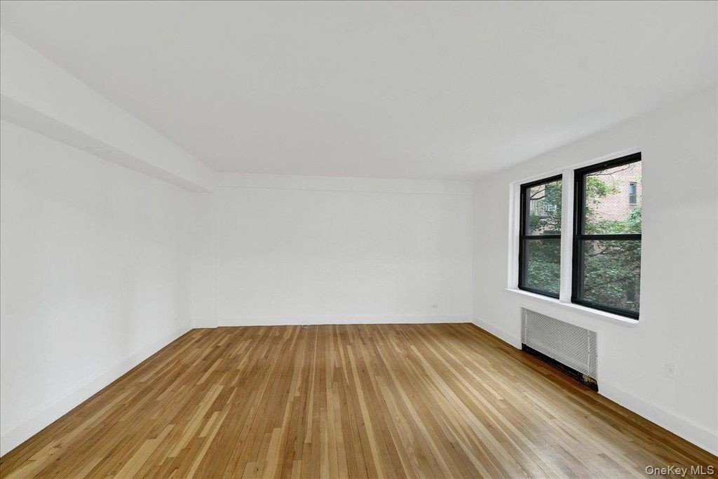 3840 Greystone Avenue 3I, Bronx, NY 10463 — photo 2