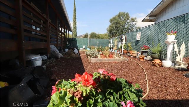 13110 Everglade Boulevard, Clearlake Oaks, CA 95423