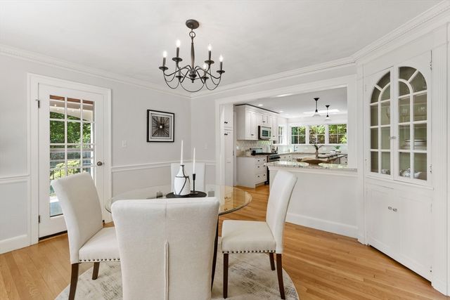 49 Hillsdale Rd, Arlington, MA 02476