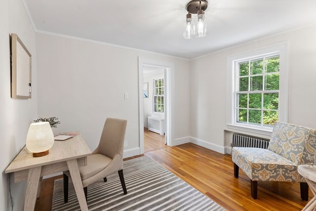 49 Hillsdale Rd, Arlington, MA 02476