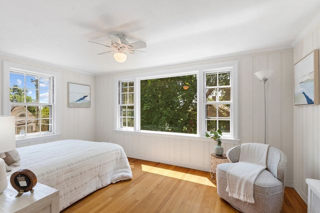 49 Hillsdale Rd, Arlington, MA 02476