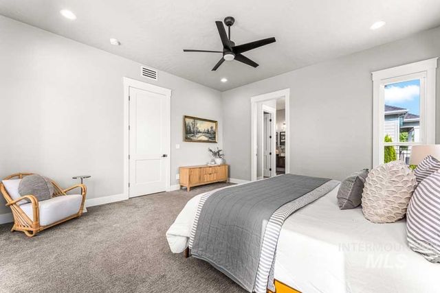 8201 W Corinthia St, Eagle, ID 83616