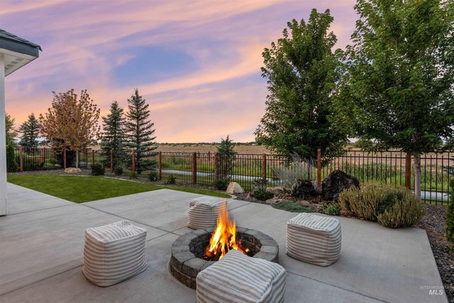 8201 W Corinthia St, Eagle, ID 83616