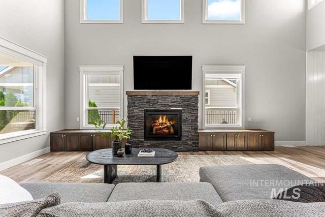 8201 W Corinthia St, Eagle, ID 83616