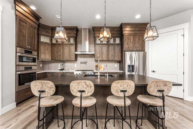 8201 W Corinthia St, Eagle, ID 83616