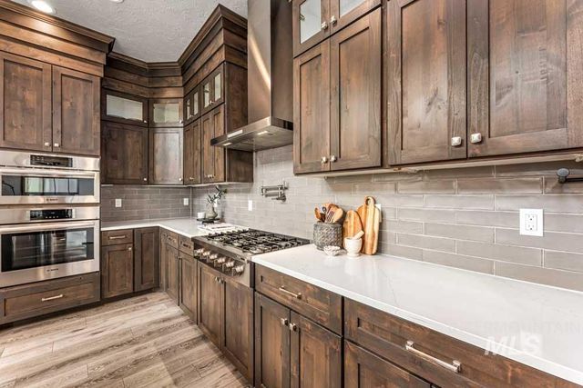 8201 W Corinthia St, Eagle, ID 83616