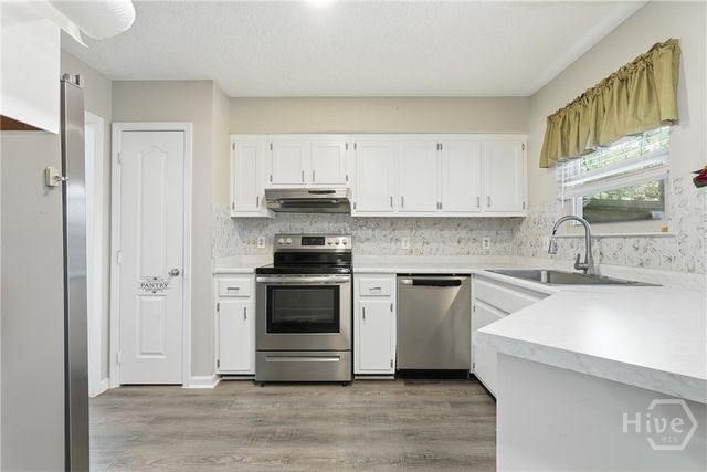 915 Mandarin Drive, Hinesville, GA 31313