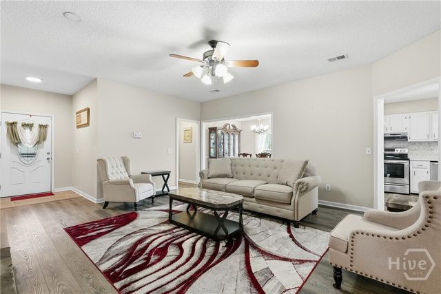 915 Mandarin Drive, Hinesville, GA 31313