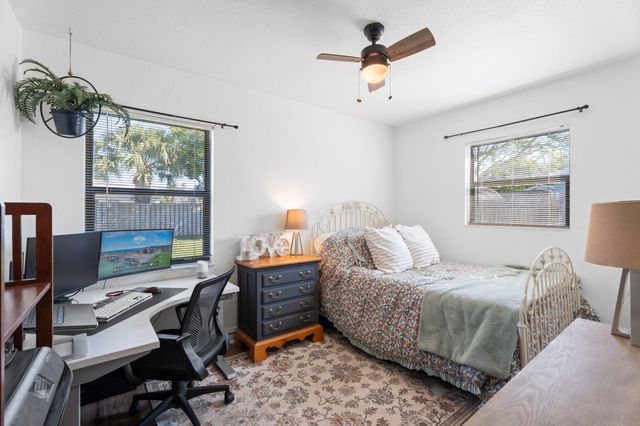 1207 Sioux Street, Jupiter, FL 33458