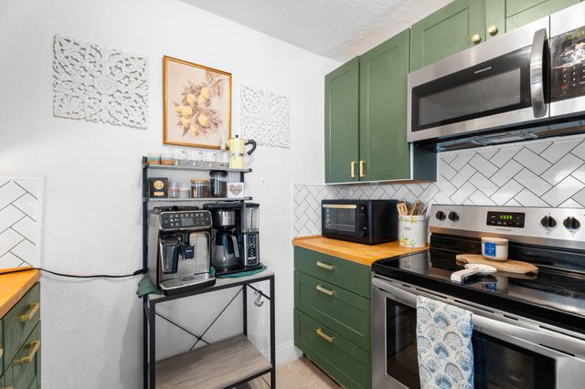 1207 Sioux Street, Jupiter, FL 33458