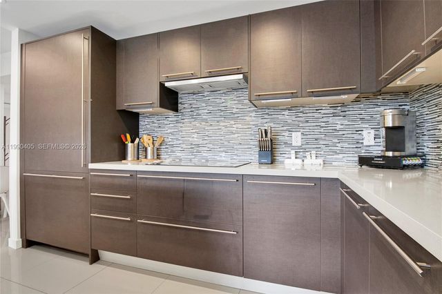 7661 NW 107th Ave 501, Doral, FL 33178