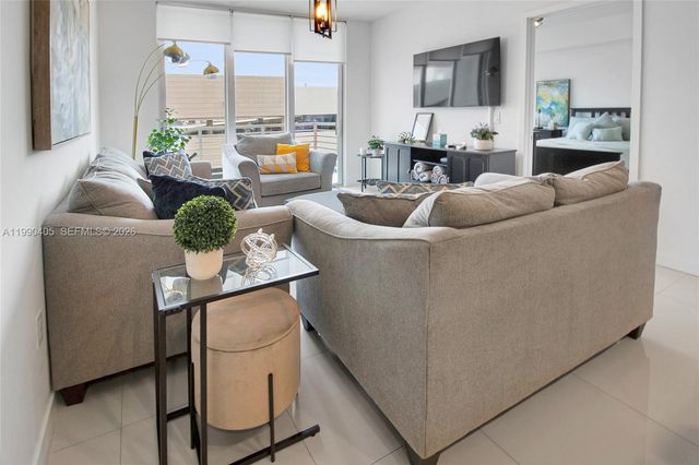 7661 NW 107th Ave 501, Doral, FL 33178