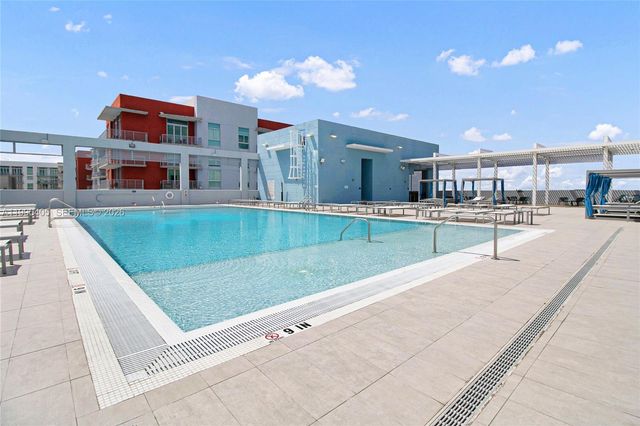 7661 NW 107th Ave 501, Doral, FL 33178