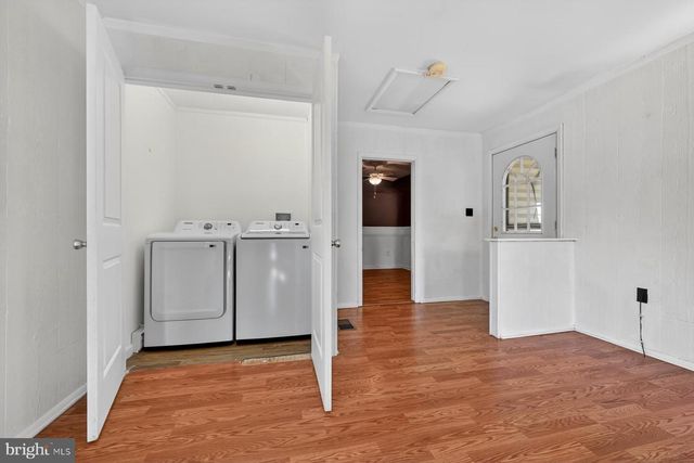 217 OAK DR, Pasadena, MD 21122