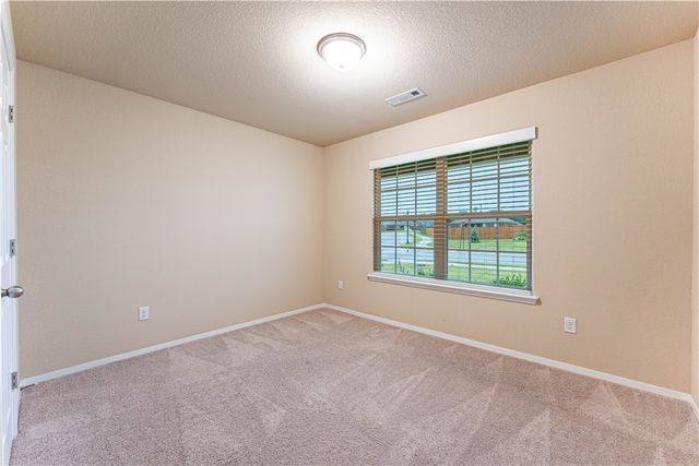 6702 SW Pilgrim Road, Bentonville, AR 72713