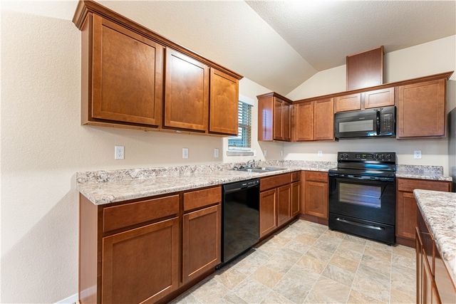 6702 SW Pilgrim Road, Bentonville, AR 72713