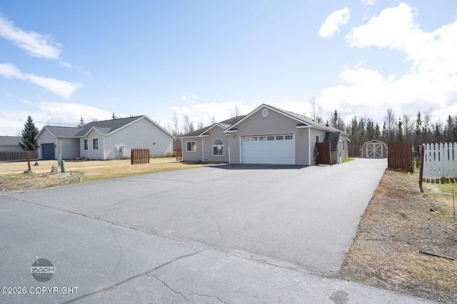 470 W Goldenwood Street, Wasilla, AK 99654