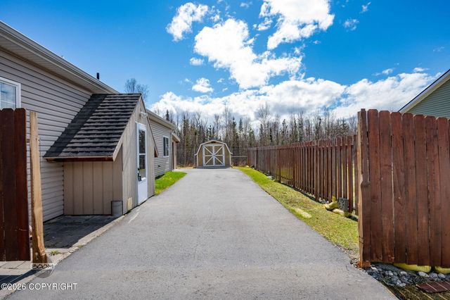 470 W Goldenwood Street, Wasilla, AK 99654