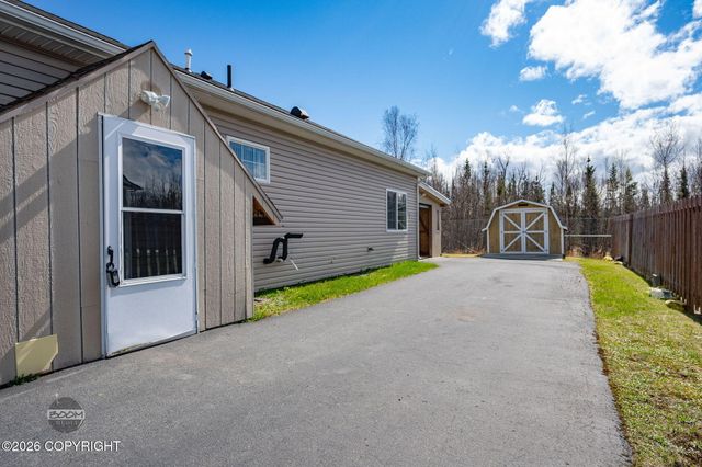 470 W Goldenwood Street, Wasilla, AK 99654