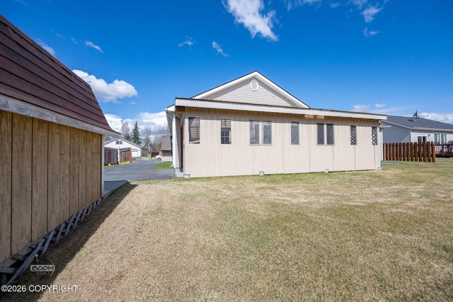 470 W Goldenwood Street, Wasilla, AK 99654