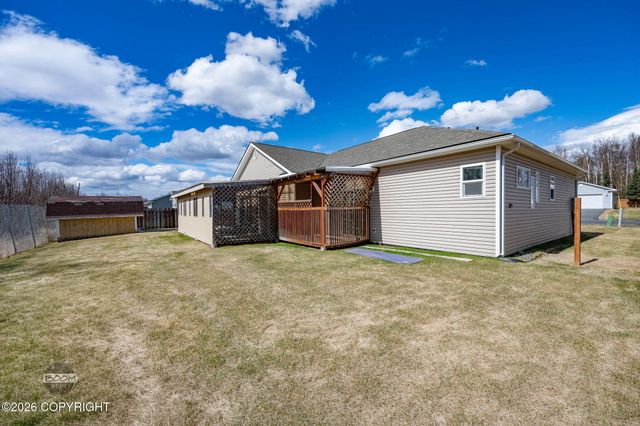 470 W Goldenwood Street, Wasilla, AK 99654