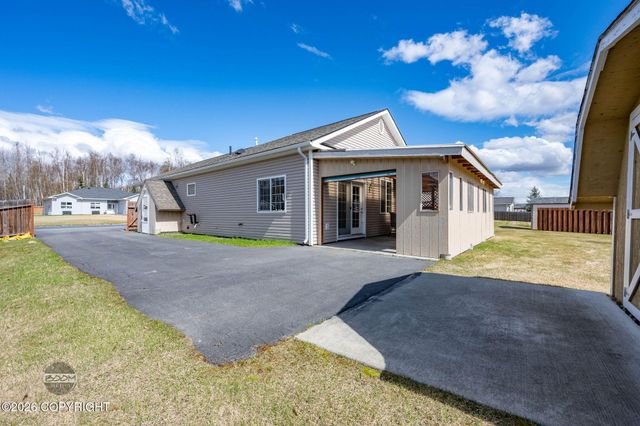 470 W Goldenwood Street, Wasilla, AK 99654