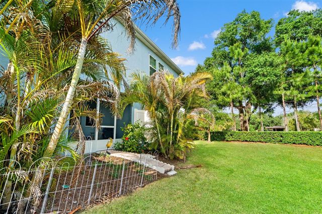 6612 CITRUS CREEK LANE, Tampa, FL 33625