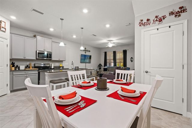 6612 CITRUS CREEK LANE, Tampa, FL 33625