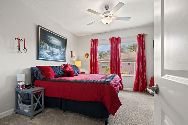 6612 CITRUS CREEK LANE, Tampa, FL 33625
